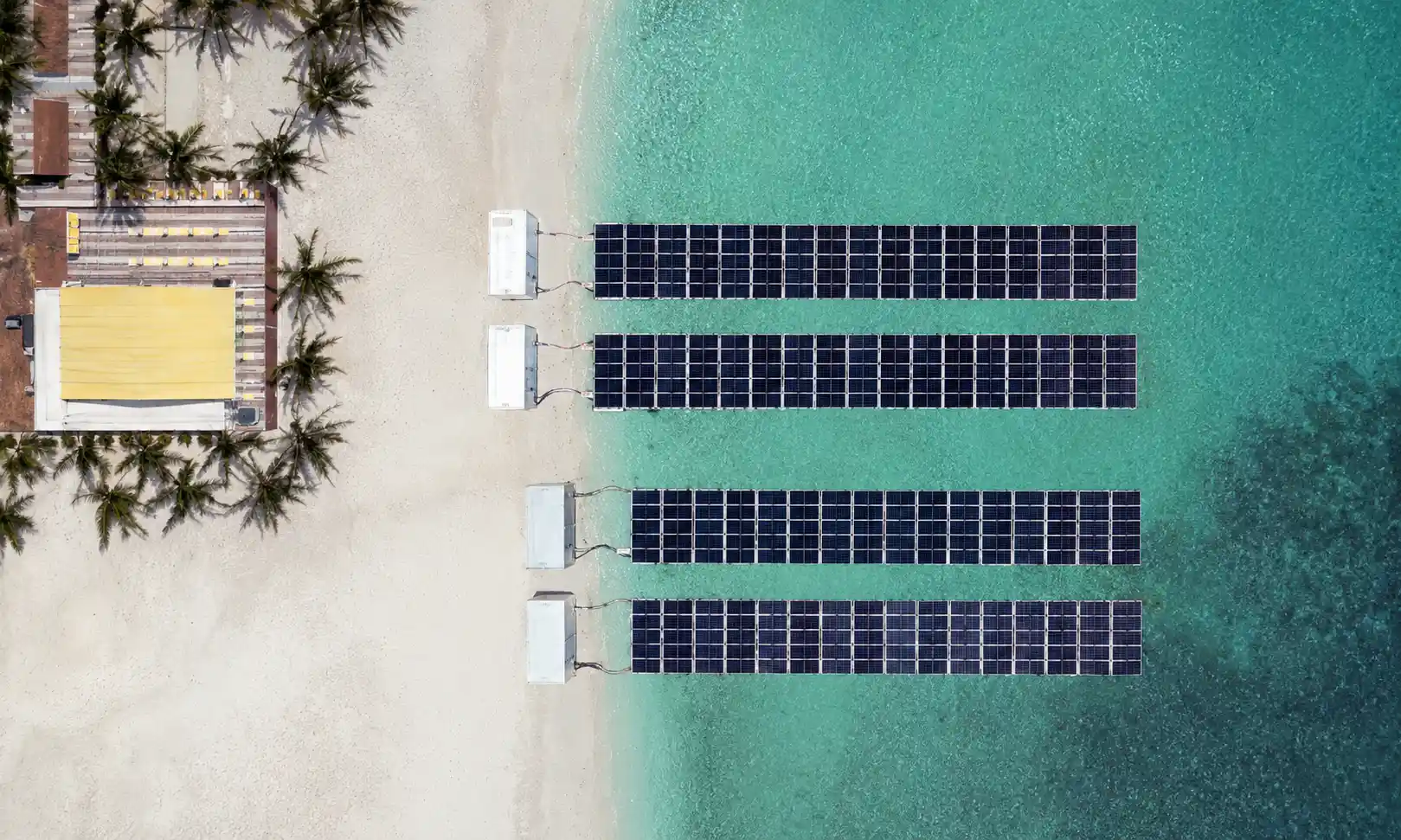 Floating solar microgrid installation for an island site
