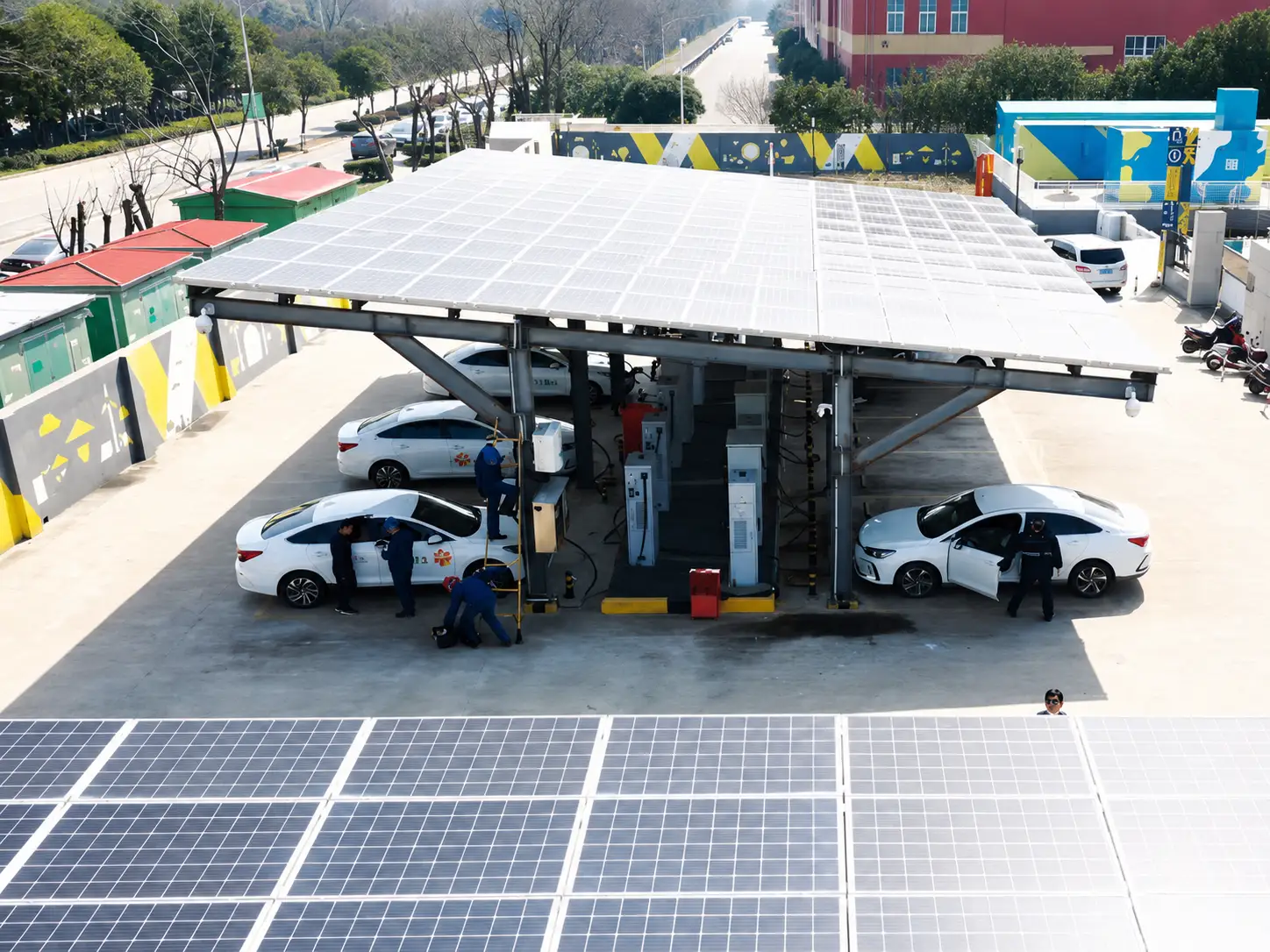 Guangxi, China — 720 kW, 12 connectors
